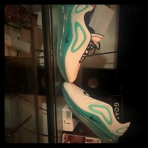 *Airmax 720*